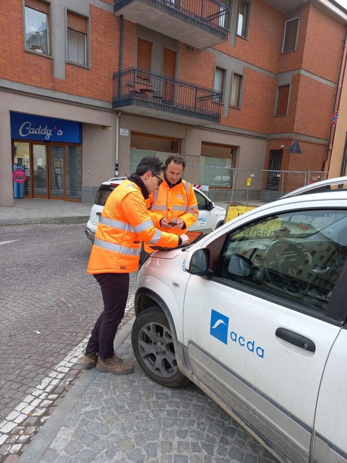 Acda, lettura dei misuratori per i consumi di acqua potabile in cinque comuni della provincia Acda, lettura dei misuratori per i consumi di acqua potabile in cinque comuni della provincia
