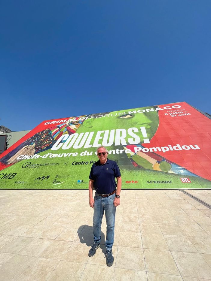 "Più fumetti che arrosto": è tutto da gustare il nuovo libro di Danilo Paparelli "Più fumetti che arrosto": è tutto da gustare il nuovo libro di Danilo Paparelli