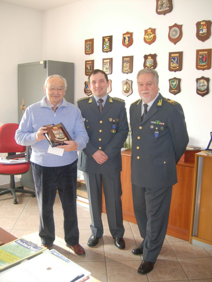 Gli 85 anni dell'Appuntato Scelto in congedo della Finanza Eugenio Apicella