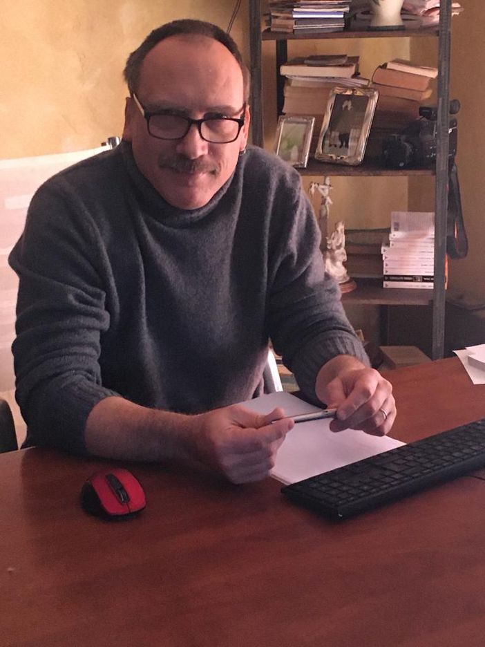 “In Sollucchero”: in arrivo il romanzo di Giovanni Vannucchi, docente del Guala di Bra “In Sollucchero”: in arrivo il romanzo di Giovanni Vannucchi, docente del Guala di Bra