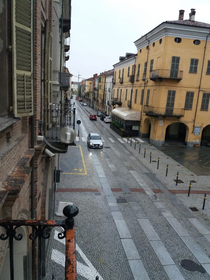 Alcune immagini delle operazioni di questa mattina a Fossano: dal suono della sirena della contraerea alle strade deserte (gallery)