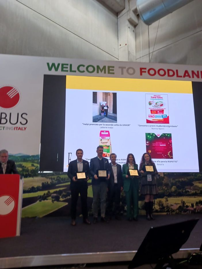 Inalpi premiata per l'innovazione di prodotto e l'iniziativa Charity con UNHCR