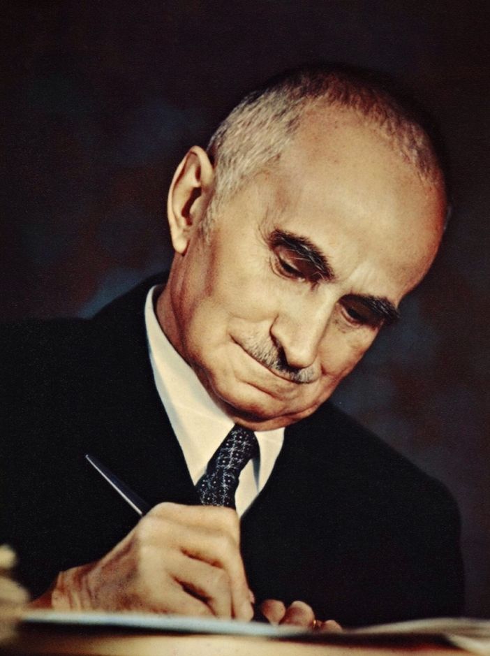 𝐃𝐨𝐠𝐥𝐢𝐚𝐧𝐢 𝐫𝐢𝐜𝐨𝐫𝐝𝐚 𝐋𝐮𝐢𝐠𝐢 𝐄𝐢𝐧𝐚𝐮𝐝𝐢 nella ricorrenza dei 150 anni dalla nascita