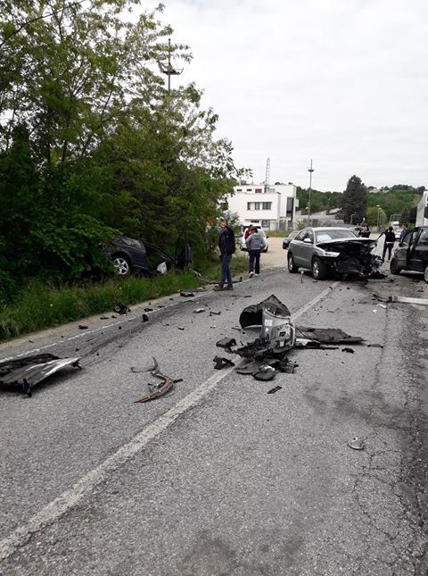 Incidente a Sant'Antonio di Monticello d'Alba: tre persone ferite Incidente a Sant'Antonio di Monticello d'Alba: tre persone ferite