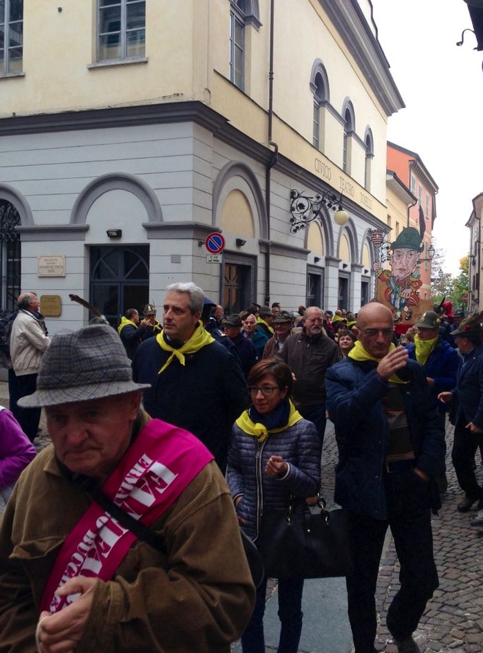All'adunata degli Uomini di Mondo la sfida crouzet e orecchiette finisce in parità