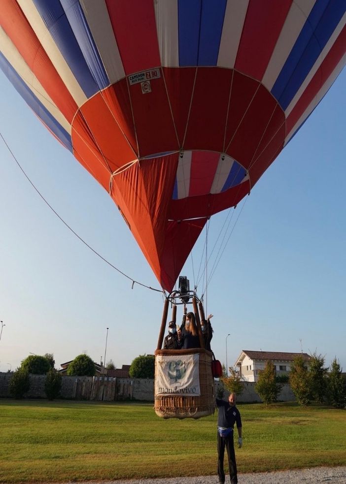 Un decollo in mongolfiera dal Parco Ingenium di Busca