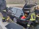 Auto esce di strada e finisce in un canale a Tarantasca: ferito il conducente, non è grave