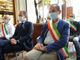 In primo piano il sindaco braidese Gianni Fogliato (archivio)