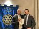 Alessandro Profumo e il presidente Rotary Saluzzo Luigi Giulini Richard