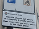 I cartelli installati dall'Amministrazione in 12 parcheggi per disabili