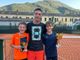 Alessandro Riba con due giovani tennisti Alessandro Riba con due giovani tennisti