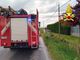 Auto esce di strada in via Piumati a Bra