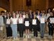 Foto di gruppo per gli studenti che hanno ricevuto le borse dei Cavalieri di San Michele Foto di gruppo per gli studenti che hanno ricevuto le borse dei Cavalieri di San Michele