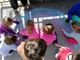 Cuneo: i bimbi del &quot;Fillia&quot; colorano l'asfalto per celebrare il ritorno della scuola in presenza (GALLERY)