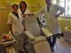 La nuova poltrona con i sanitari dell'emoteca dell'ospedale