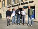 La consegna della raccolta firme, di fronte alla CRS Bper di Saluzzo, questa mattina