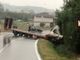 Ancora un incidente nella zona di Barolo: mezzo pesante di traverso ai piedi del paese