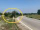 L'attuale fermata dei bus sostitutivi in frazione Madonna del Pilone, lungo la Provinciale tra Cavallermaggiore e Bra