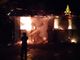 Incendio nella notte a Gaiola: in fiamme un magazzino per mezzi agricoli