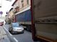 Il centro di Demonte soffocato dai camion