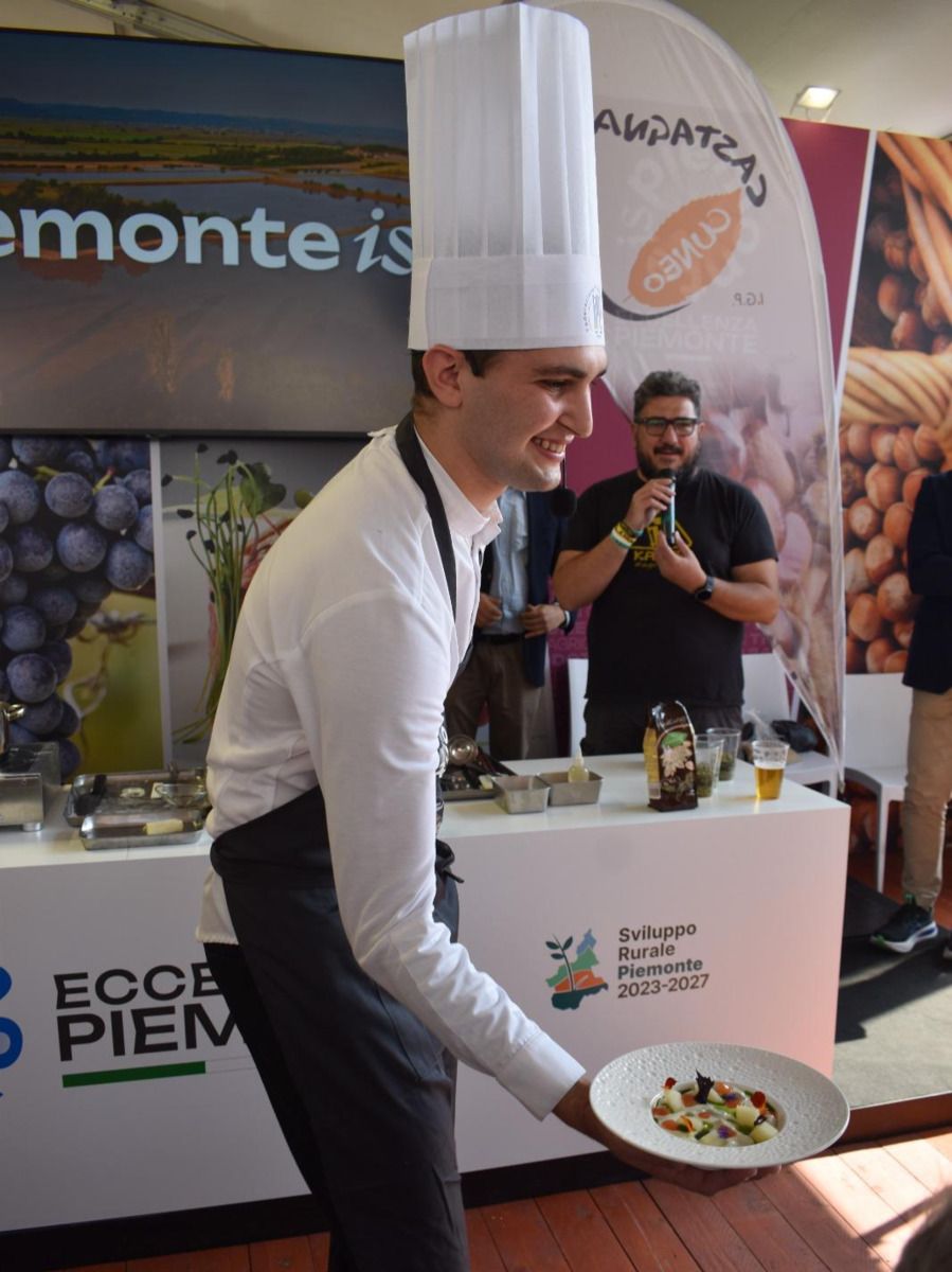 Castagna Cuneo Igp, la promozione continua: un percorso tra territorio, qualità, alimentazione e benessere Castagna Cuneo Igp, la promozione continua: un percorso tra territorio, qualità, alimentazione e benessere