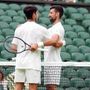 Alcaraz, passante da sogno con Djokovic a Wimbledon. Poi lo 'sfotte' - Video