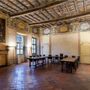 La sala del Consigli comunale a Cherasco La sala del Consigli comunale a Cherasco