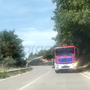 I vigili del fuoco albesi all'opera in località Val Gaia a Rodello