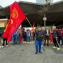 Il presidio dei lavoratori di fronte all'ex Ilva di Racconigi Il presidio dei lavoratori di fronte all'ex Ilva di Racconigi