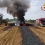 A fuoco un trattore con imballatrice in Regione Sagnassi a Centallo