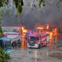 Incendio al deposito dei bus ad Alba: fiamme e alta colonna di fumo
