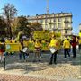 Campanacci e trattori, agricoltori in protesta: "Costi troppo alti, la Regione ci aiuti" Campanacci e trattori, agricoltori in protesta: "Costi troppo alti, la Regione ci aiuti"