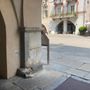 Danneggiamenti ai portici di via Roma