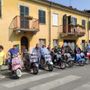 Fossano, motori e valori in festa: Vespa Club e Polizia di Stato insieme in piazza Manfredi