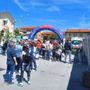 Grande successo per il “Giro dei Forni”: centinaia di persone in camminata tra la frazione Roata Canale