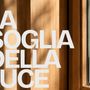 La soglia della luce: il serramento in legno come elemento compositivo dello spazio