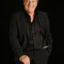 Enzo Iacchetti ospite del Ceriale Summer Festival In piazza della Vittoria presenta il suo ultimo libro
