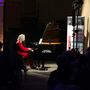 Maurizio Mastrini durante il concerto a revello [Foto Mauro Ravera]
