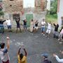 Poggi San Siro di Ceva: il 15 agosto la performance "Dopo Ferragosto non è più estate" e il concerto de I Moderni
