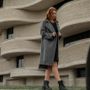L'evoluzione del capospalla femminile tra comfort e stile urbano L'evoluzione del capospalla femminile tra comfort e stile urbano