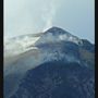 Incendio sul Monte Piastra, chiusa la strada verso il Santuario della Madonna del Colletto
