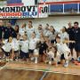 Il Mondovì Volley nel post match contro il Cus Torino Il Mondovì Volley nel post match contro il Cus Torino