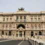 Il Palazzo di Giustizia di Roma, conosciuto anche come "il Palazzaccio", sede della Suprema Corte di Cassazione