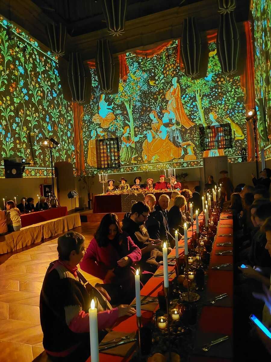 Il banchetto nuziale al Monastero della Stella che ha chiuso i Racconti del Marchesato e aperto la VI Festa del Libro Medievale e antico a Saluzzo Il banchetto nuziale al Monastero della Stella che ha chiuso i Racconti del Marchesato e aperto la VI Festa del Libro Medievale e antico a Saluzzo