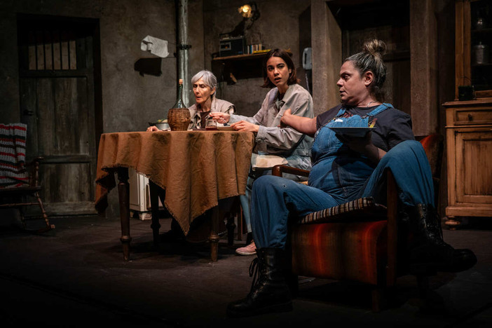 Teatro Toselli, quindici spettacoli tra teatro civile e cultura pop: in cartellone Bergamasco, Guzzanti, Massini, Elio e Orsini Teatro Toselli, quindici spettacoli tra teatro civile e cultura pop: in cartellone Bergamasco, Guzzanti, Massini, Elio e Orsini