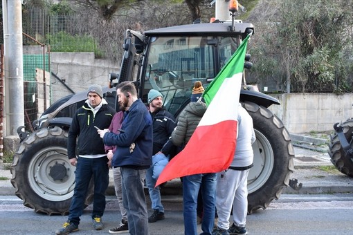 Da Melegnano, nel Milanese, i primi trattori arrivati in Valle Armea a Sanremo
