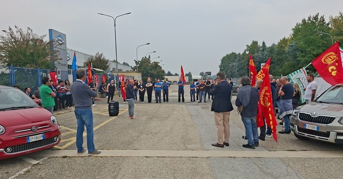 Sciopero e assemblea all'ex Dana di Sommariva Perno Sciopero e assemblea all'ex Dana di Sommariva Perno