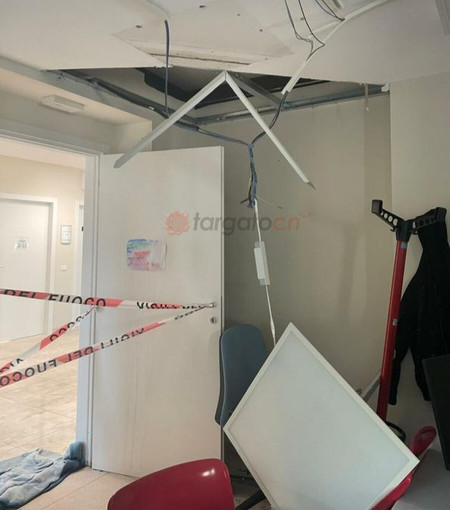 Casa della Comunità a Verzuolo, allagamenti e il distacco di parte del controsoffitto causati dal nubifragio