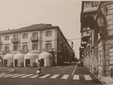 L'Hotel Savona e l'orologio della piazza, anni '70