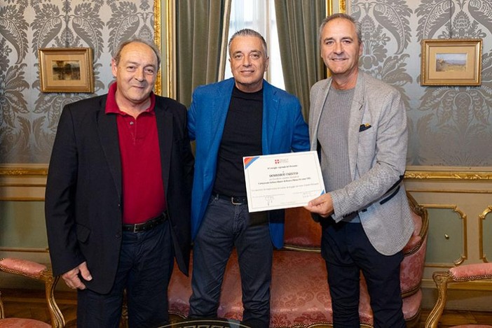 Il campione italiano della pesca alla mosca Domenico Taricco in Consiglio Regionale Il campione italiano della pesca alla mosca Domenico Taricco in Consiglio Regionale